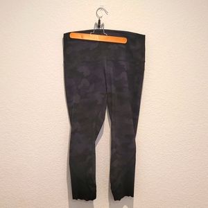 Lululemon Wunder Train High Rise Tight size 14